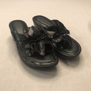 Women's Born Flower Leather Sandals W31806 Black Size 8
